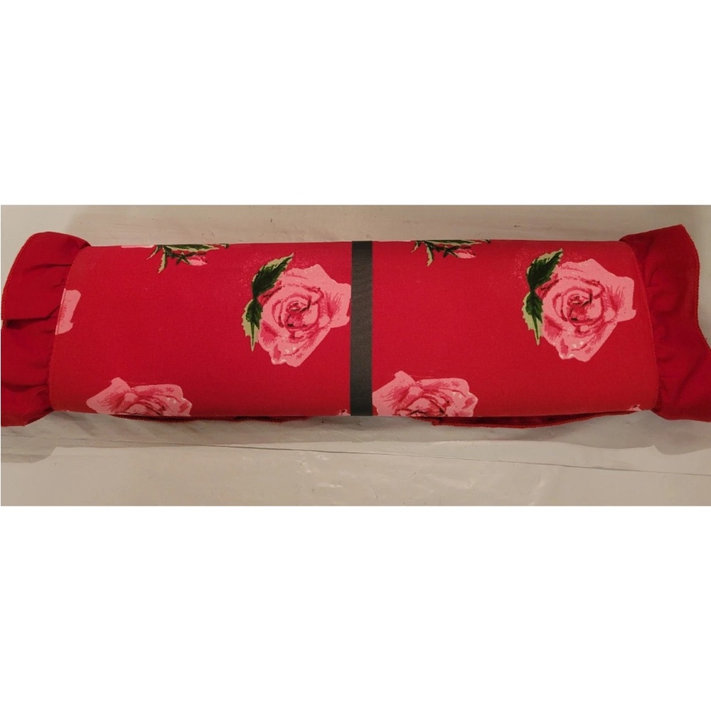 Threshold Valentines Table Runner Red Rose Stripes Ruffles 14” x 72” Reversible - Picture 7 of 9